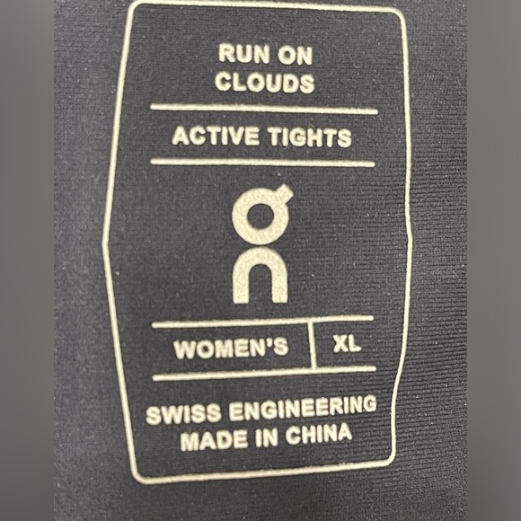 On Cloud Women’s navy Performance Active Thights leggings in size XL - Picture 3 of 4